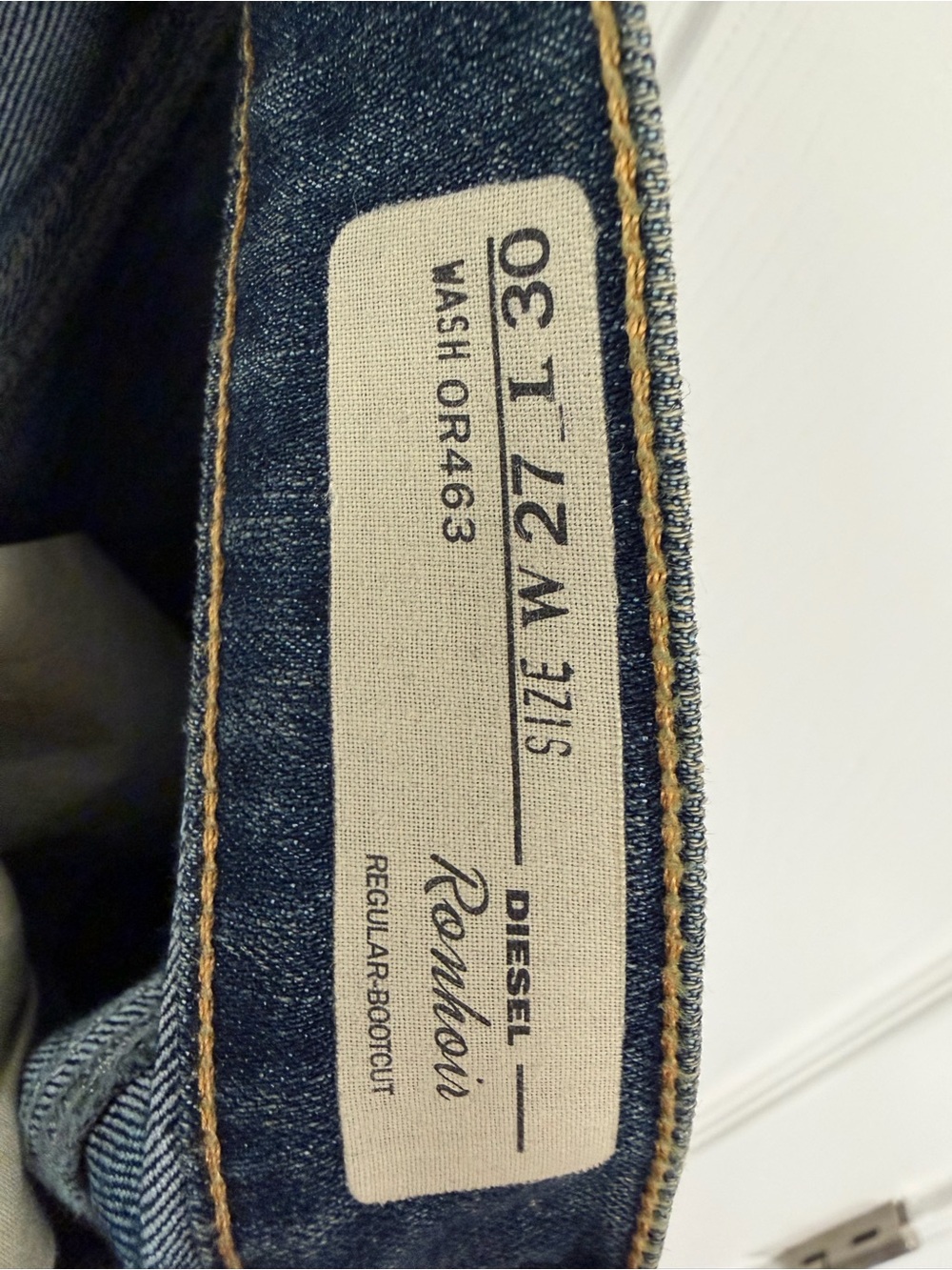 DIESEL Women’s Bootcut Jeans in Faded Blue Wash - Picture 5 of 7